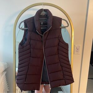 Tommy Hilfiger Women's Puffer Vest - Dark Maroon